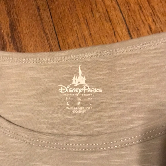 Minnie Mouse Disney Parks Shirt - Picture 2 of 4